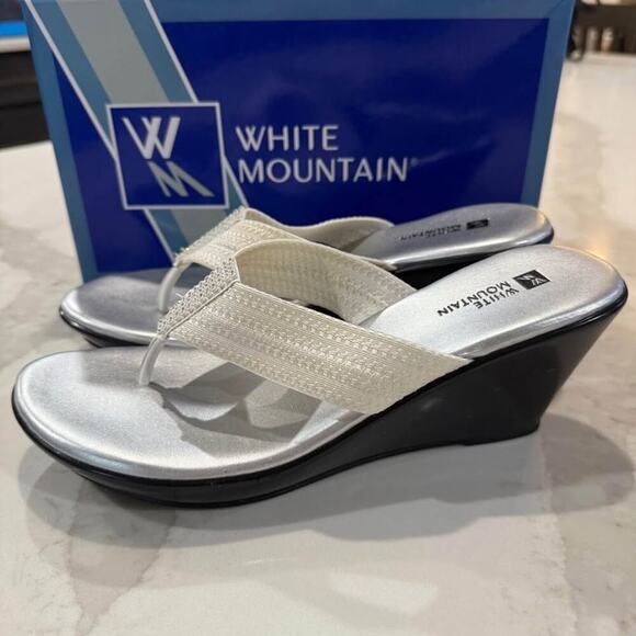 White Mountain Wedge Thong Platform Sandals Women's 8M White Rhinestone Accent - Picture 3 of 9